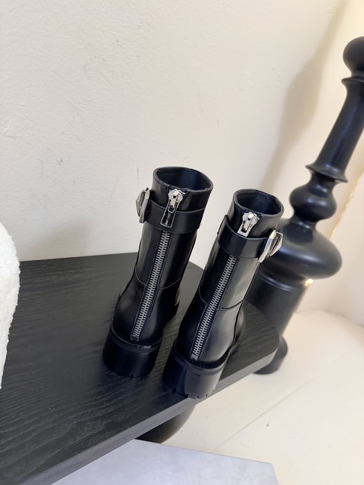 Jimmy_Women_shoes_Latest styles_2026_yupoo_Original_quality