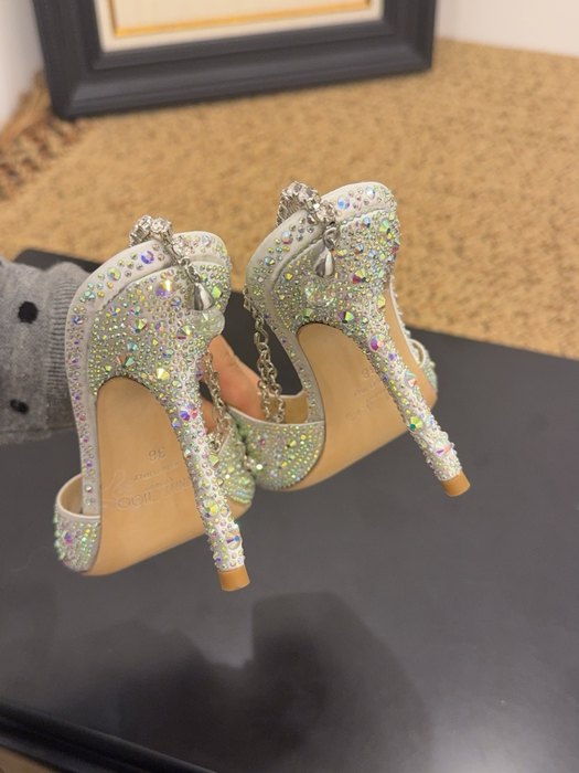 Jimmy_Women_shoes_Latest styles_2026_yupoo_Original_quality