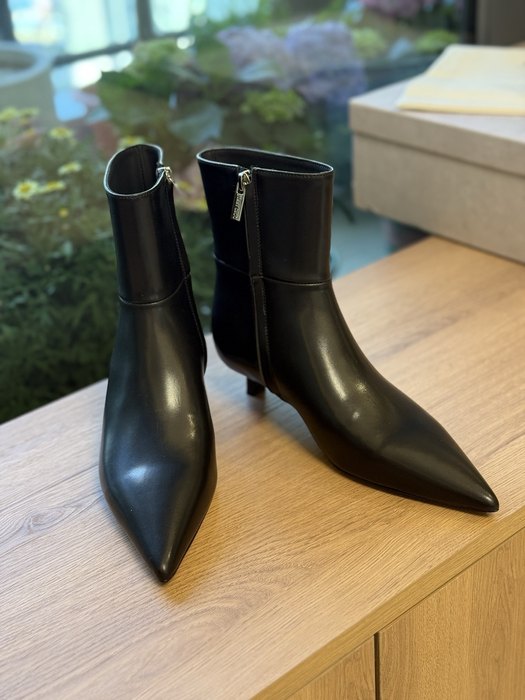 Jimmy_Women_shoes_Latest styles_2026_yupoo_Original_quality