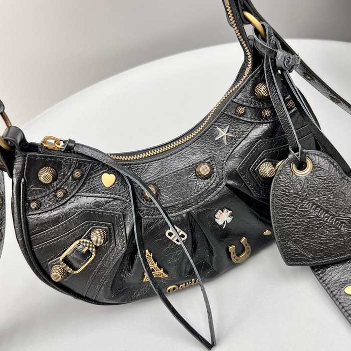 Balenciaga bags yupoo Balenciag Le Cagole bag 6A82