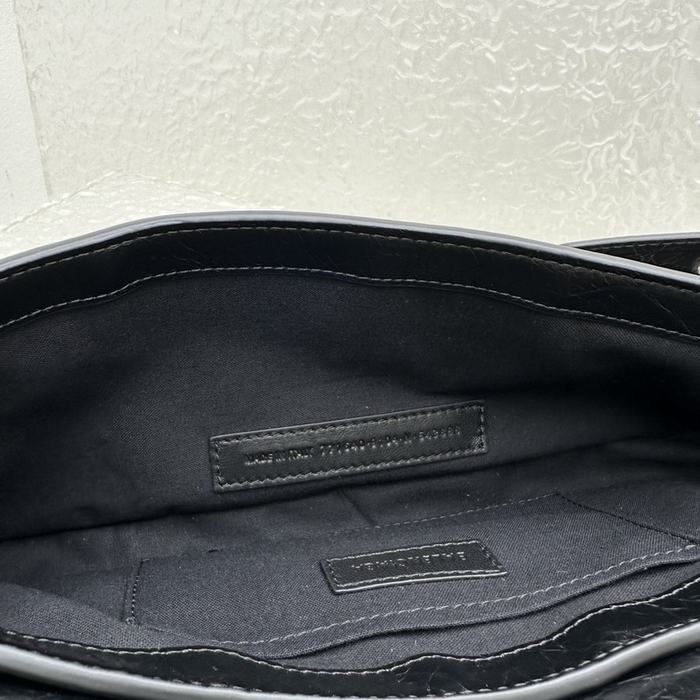 Balenciaga bags yupoo Balenciaga  𝐋𝐞 𝐂𝐚𝐠𝐨𝐥𝐞 𝐒𝐥𝐢𝐧𝐠 𝐁𝐚𝐠 8204