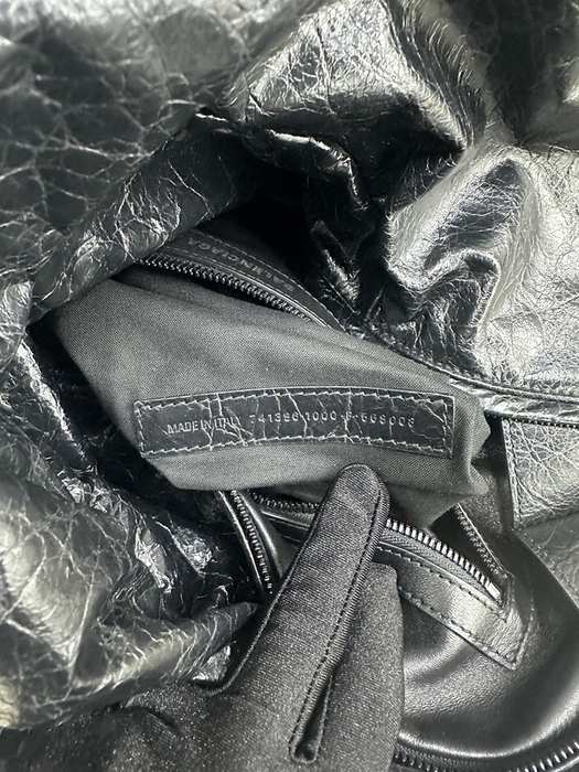 Balenciaga bags yupoo Balenciaga  𝐩𝐮𝐟𝐟𝐞𝐫 23 bag 92AE