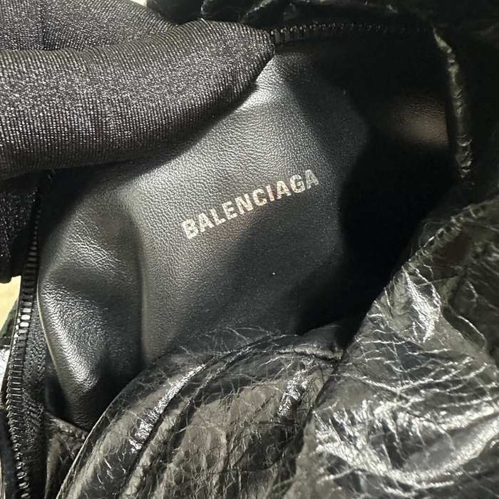 Balenciaga bags yupoo Balenciaga  𝐩𝐮𝐟𝐟𝐞𝐫 23 bag E208