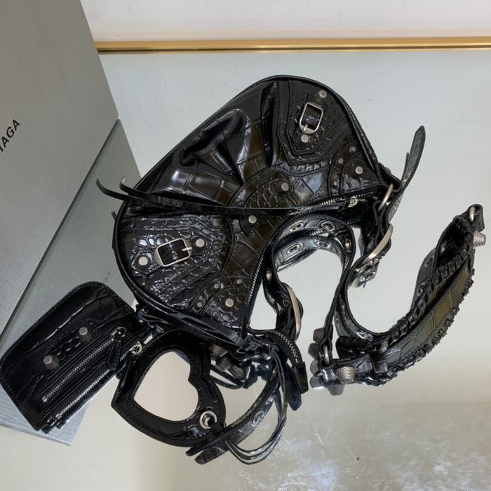 Balenciaga bags yupoo Balenciaga  Le Cagole bag 86F4