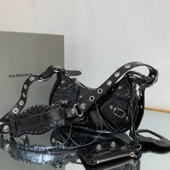 Balenciaga bags yupoo Balenciaga  Le Cagole bag 86F4