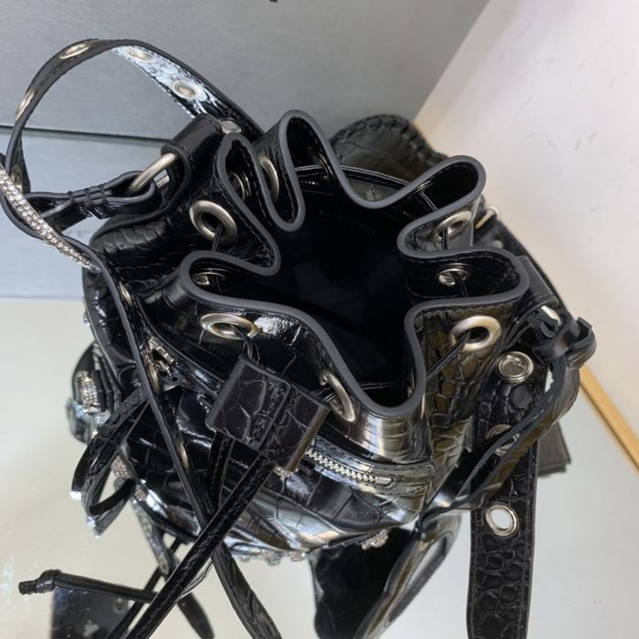 Balenciaga bags yupoo Balenciaga  Le Cagole bag EBE3