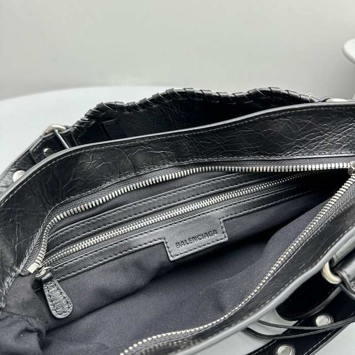 Balenciaga bags yupoo Balenciaga  crossbody bag 0F5E