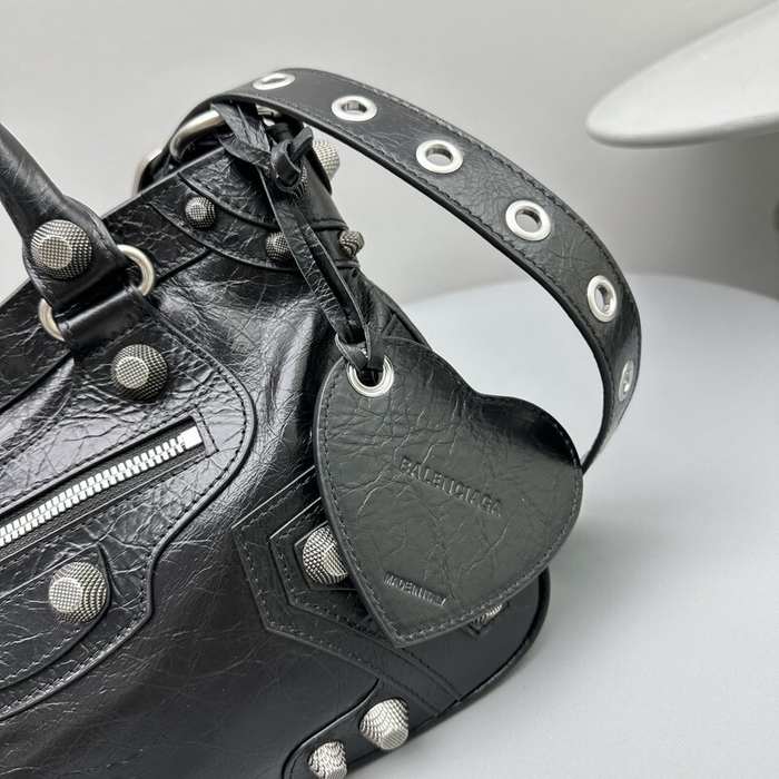 Balenciaga bags yupoo Balenciaga  crossbody bag 0F5E