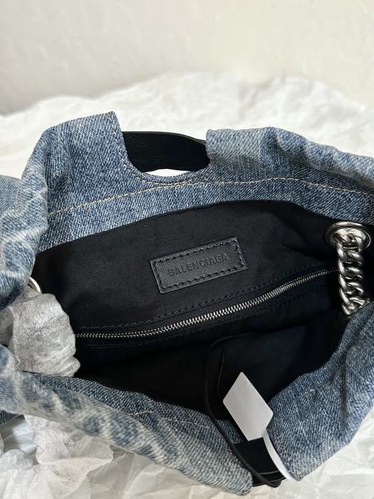 Balenciaga bags yupoo Balenciaga  crossbody bag 1E69