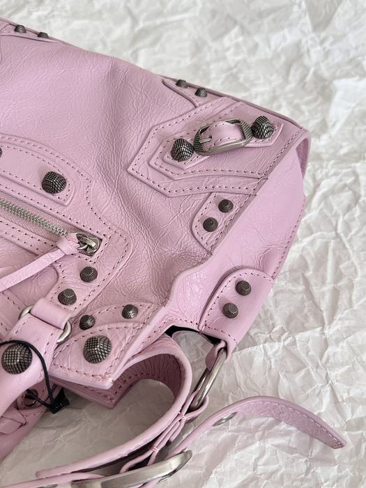 Balenciaga bags yupoo Balenciaga  crossbody bag 6FF9