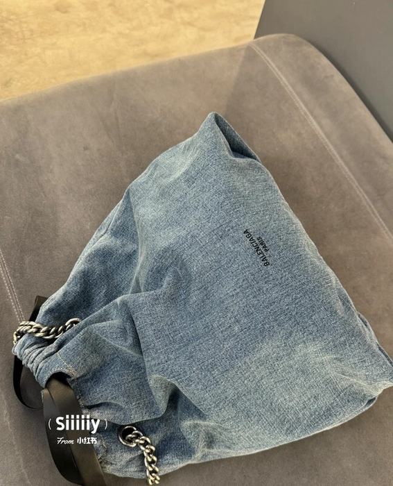 Balenciaga bags yupoo Balenciaga  crossbody bag 8A29