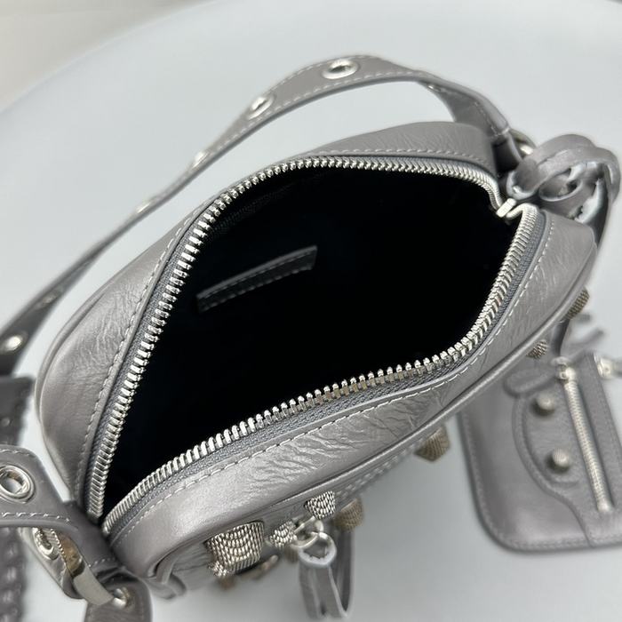Balenciaga bags yupoo Balenciaga  crossbody bag C588