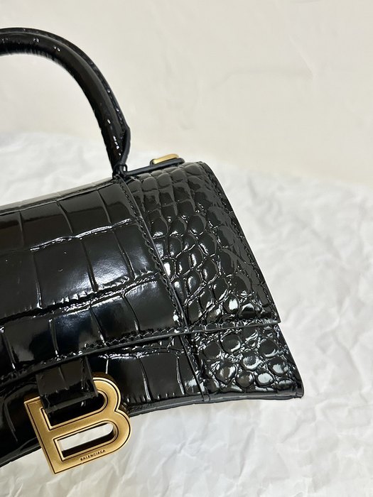 Balenciaga bags yupoo Balenciaga hourglass bag B6C3