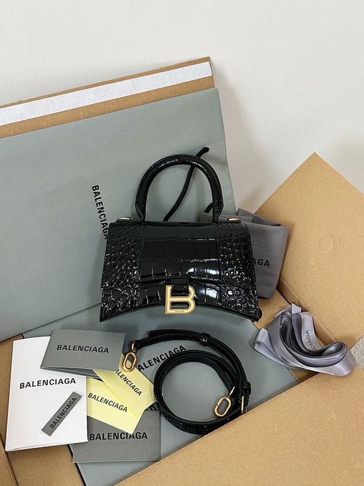 Balenciaga bags yupoo Balenciaga hourglass bag B6C3