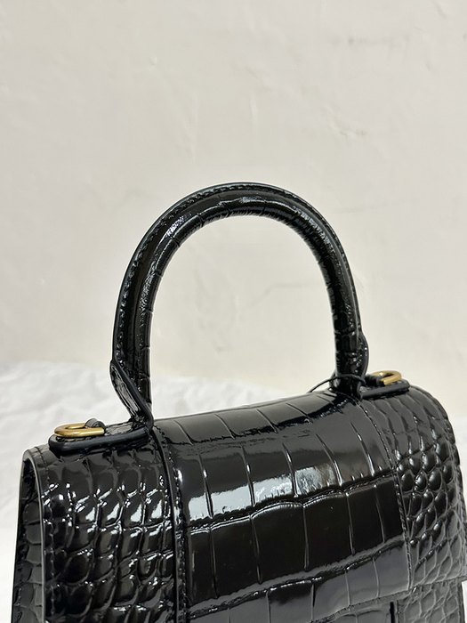 Balenciaga bags yupoo Balenciaga hourglass bag B6C3