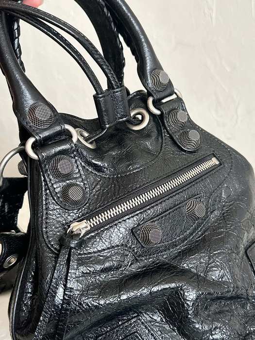 Balenciaga bags yupoo Balenciaga le cagole 0B73