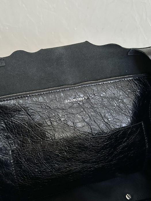 Balenciaga bags yupoo Balenciaga le cagole bag 70EE