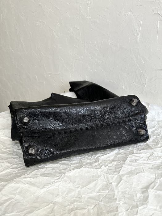 Balenciaga bags yupoo Balenciaga le cagole bag 70EE