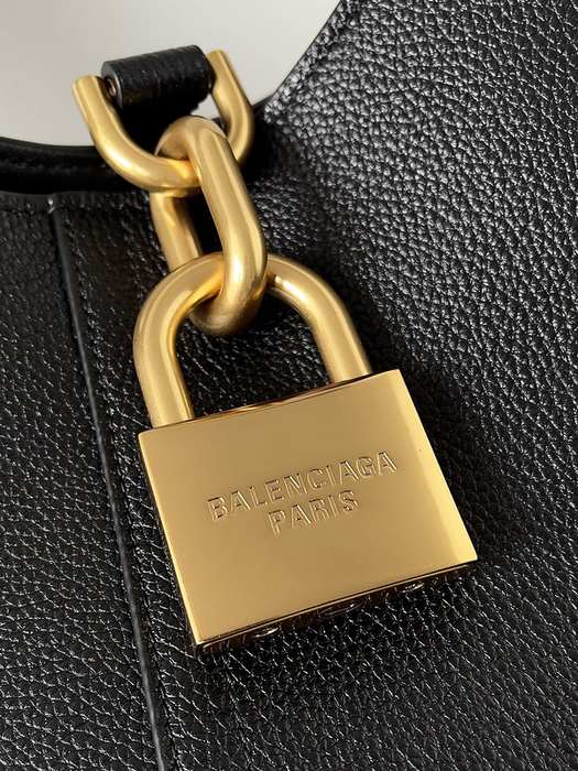 Balenciaga bags yupoo Balenciaga locker bag 9029