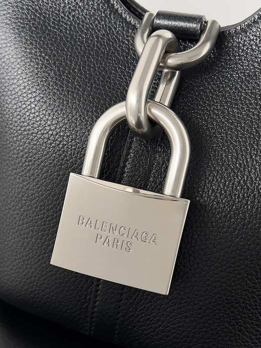 Balenciaga bags yupoo Balenciaga locker bag EE8D