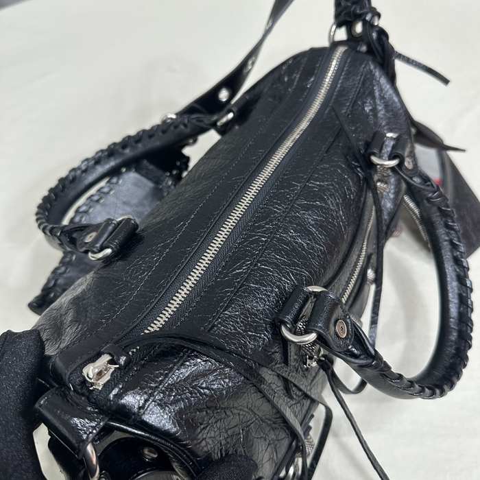 Balenciaga bags yupoo Balenciaga s23 bag DD8A