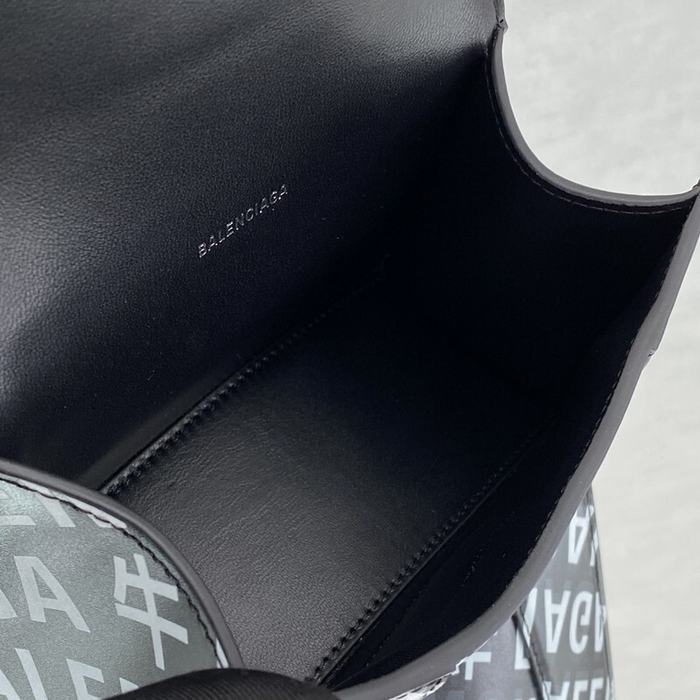 YUPOO BALEN Hourglass 68DD