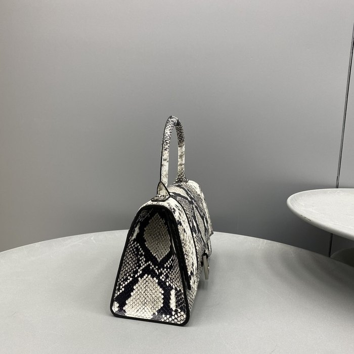 YUPOO BLEN 92940 Hourglass A806