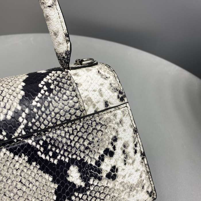 YUPOO BLEN 92940 Hourglass A806