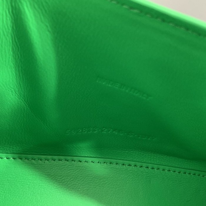 YUPOO Balen 19CM Hourglass 82B0