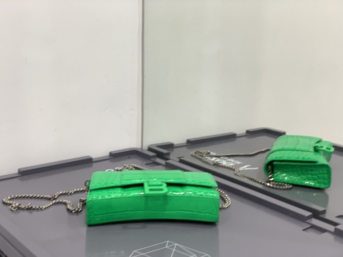 YUPOO Balen Hourglass 0ACF