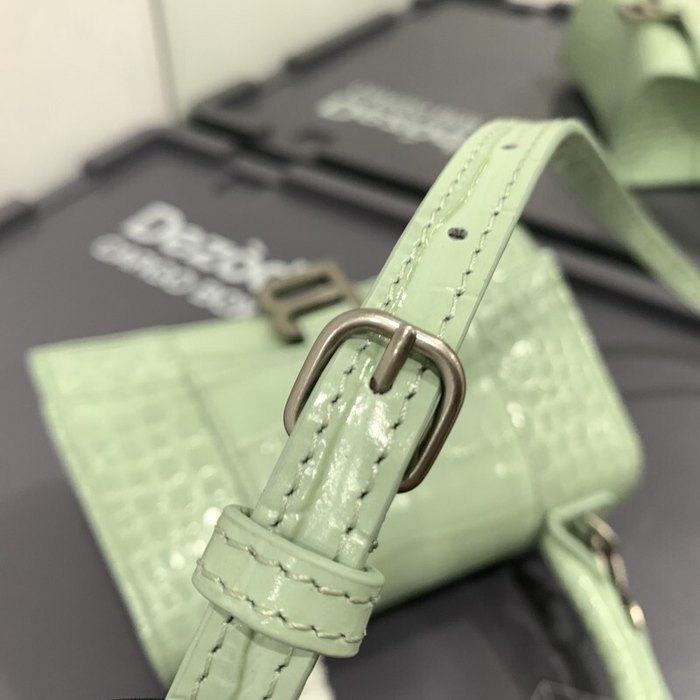 YUPOO Balen Hourglass 4D08