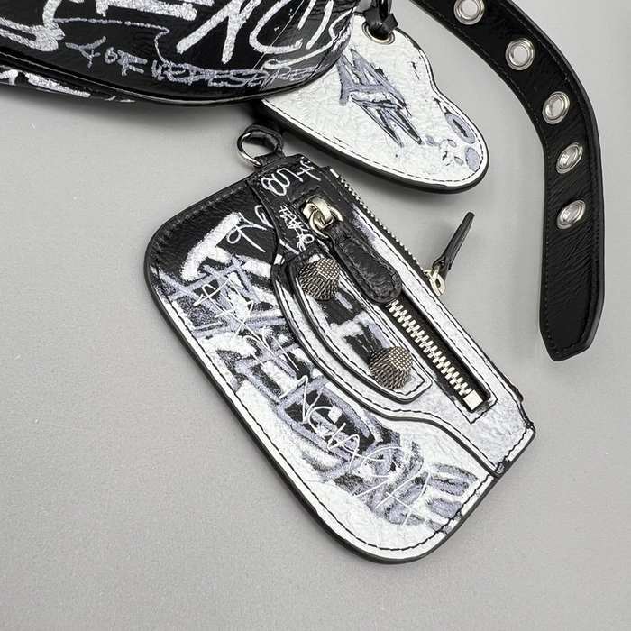 YUPOO Balen ciaga Le Cagole bag 7F9F