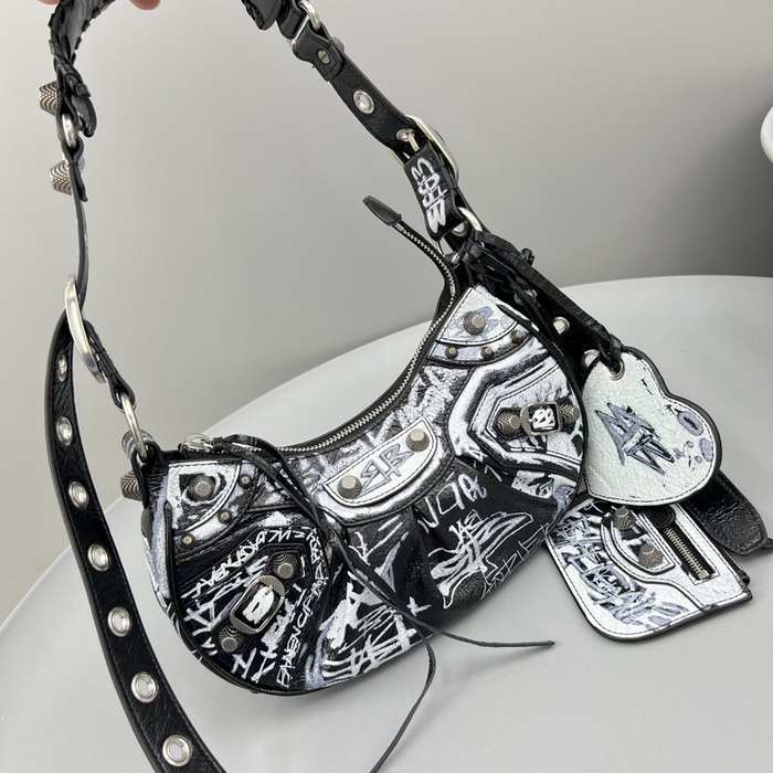 YUPOO Balen ciaga Le Cagole bag 7F9F