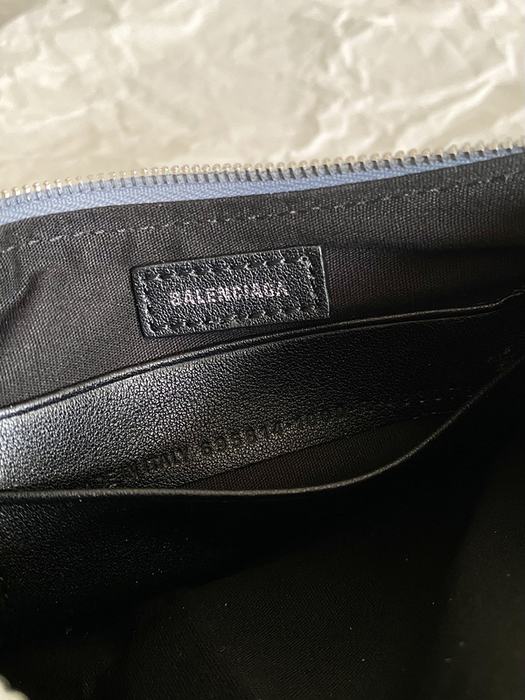 YUPOO Balen ciaga le cagole mini bag AED2