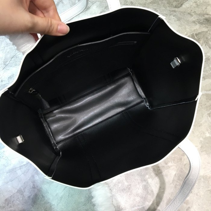 YUPOO Balen handle bag 3C52