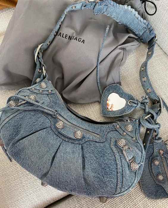 YUPOO Balenciag Le Cagole bag CB38