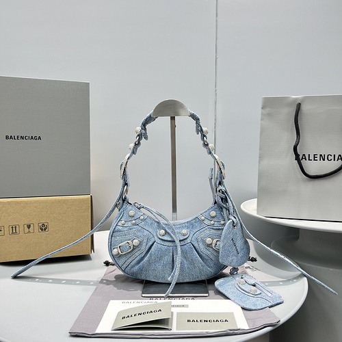 YUPOO Balenciag Le Cagole bag FB7A