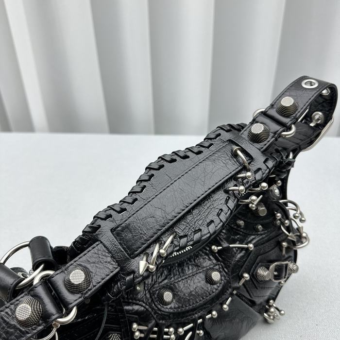 Balenciaga b bag