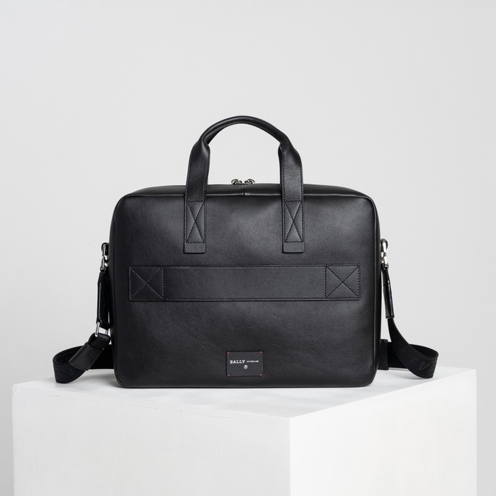 Bally bag2