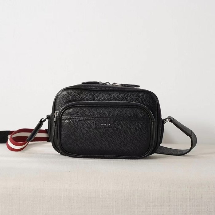 Bally bag210