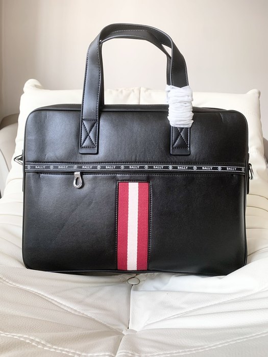 Bally bag30