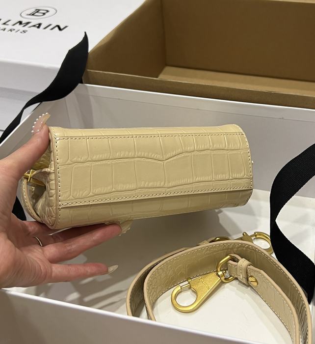 Balmain bag size191275