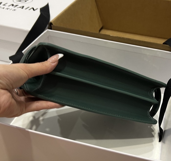 Balmain bag size23148cm_1