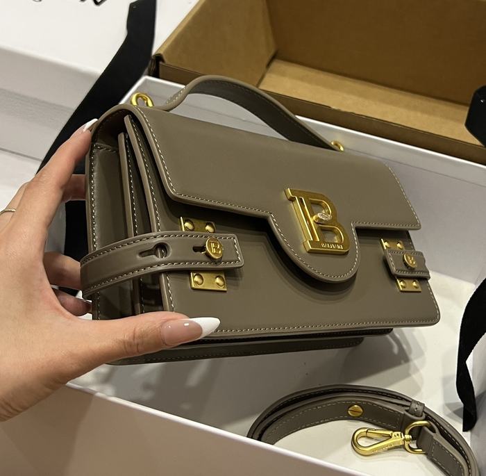 Balmain bag size23148cm_2