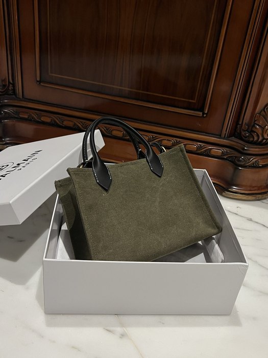 Balmain bag size261811cm