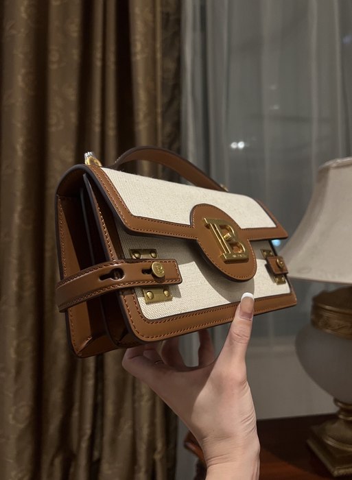 Pierre balmain bag vintage