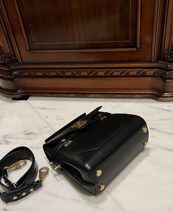 Vintage pierre balmain bag