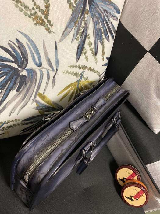 Berluti Elegant Tote with refined design features Navy 01A