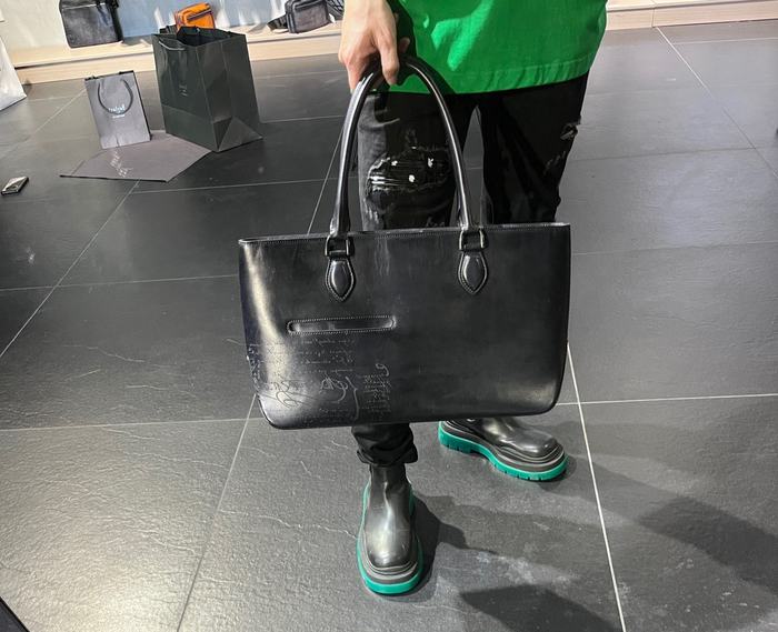 Berluti Tote bag with sleek design traits Navy 01A