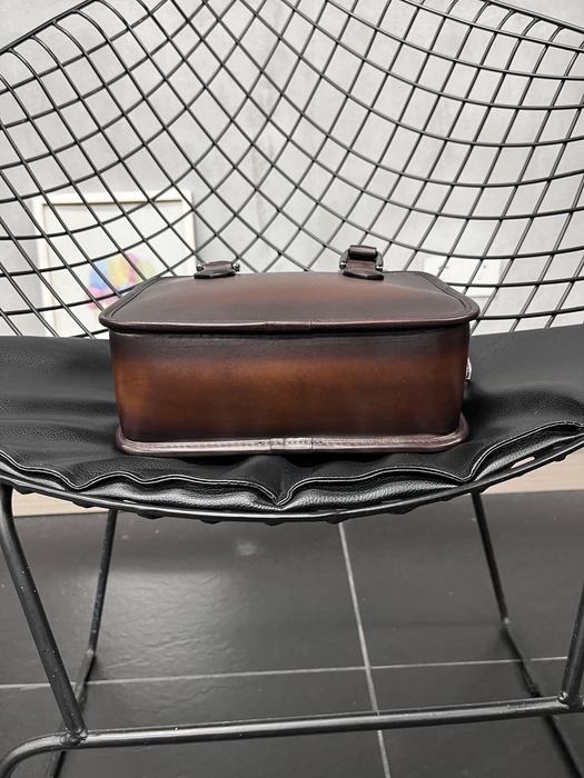 Berluti Tote bag with stylish traits Brown 01A